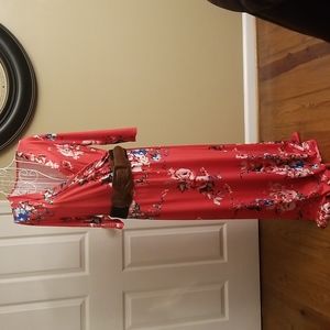 Beautiful floral coral maxi dress with wide belt size large